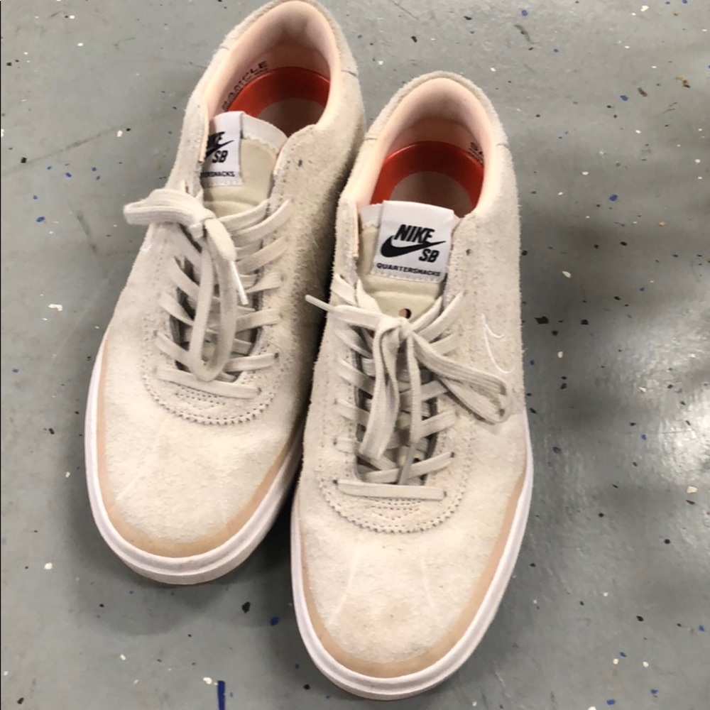 Nike Men's size 9 Janowski Samples